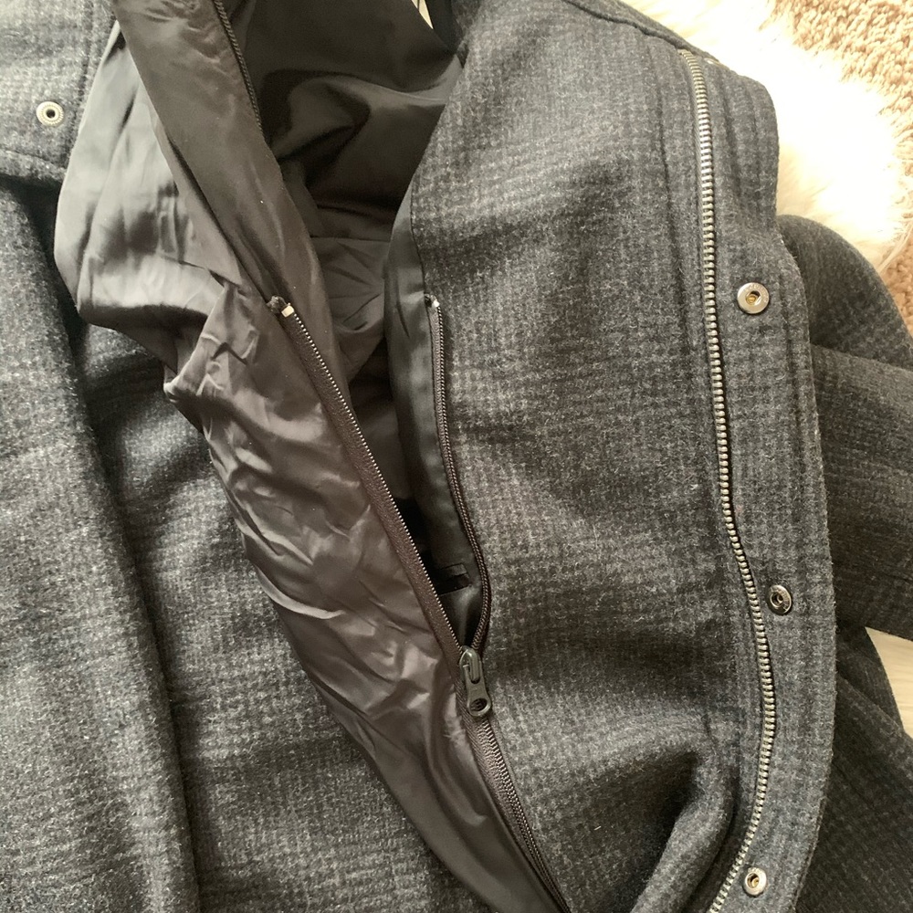 Express Jacket - Picture 3 of 5